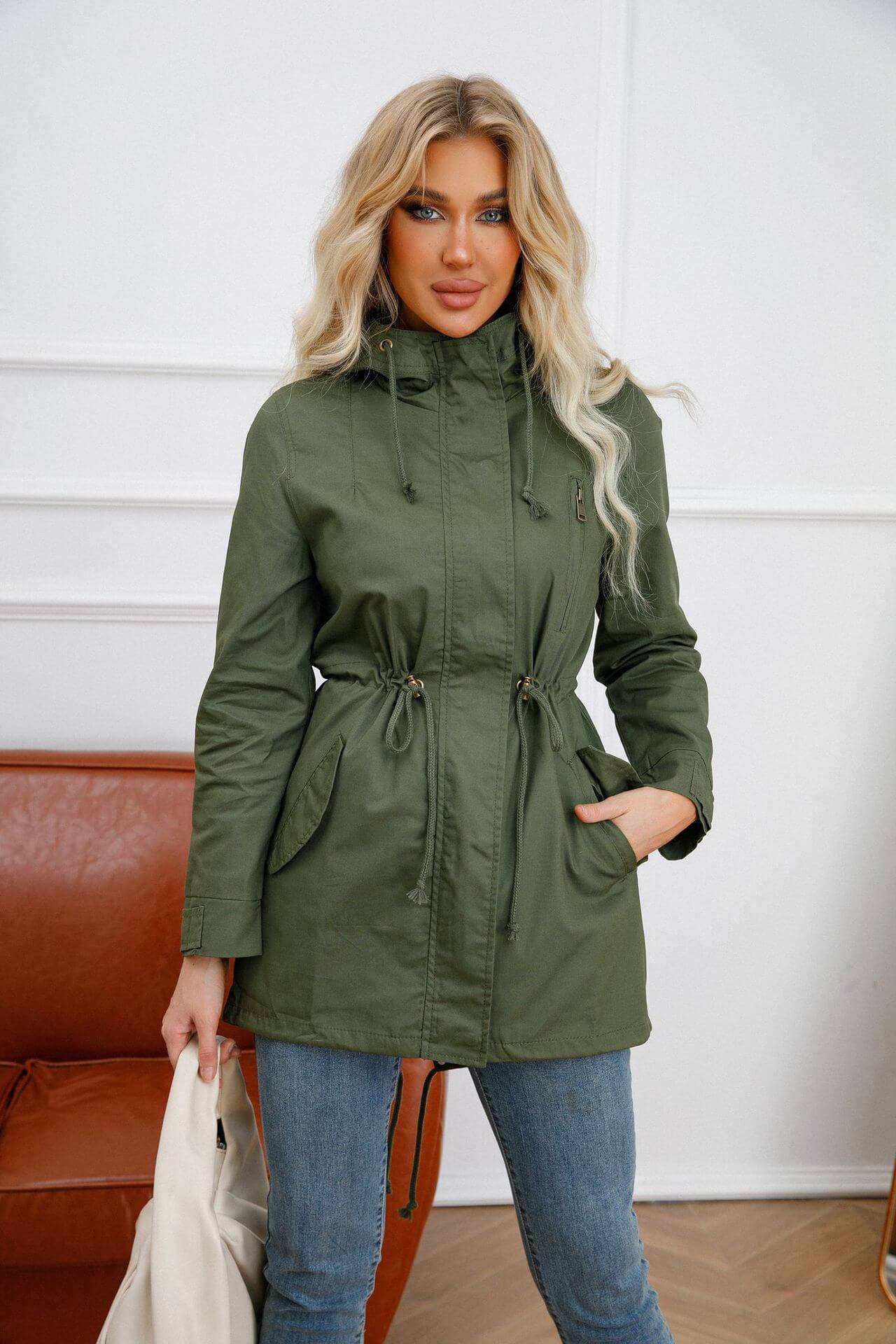 Elegantly Styled Jacket for Everyday Wear