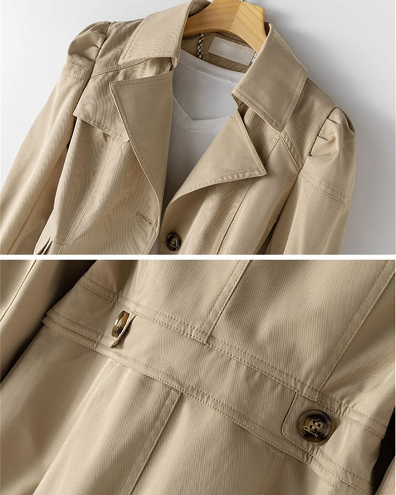 Beautifully Finished Coat in a Timeless Design