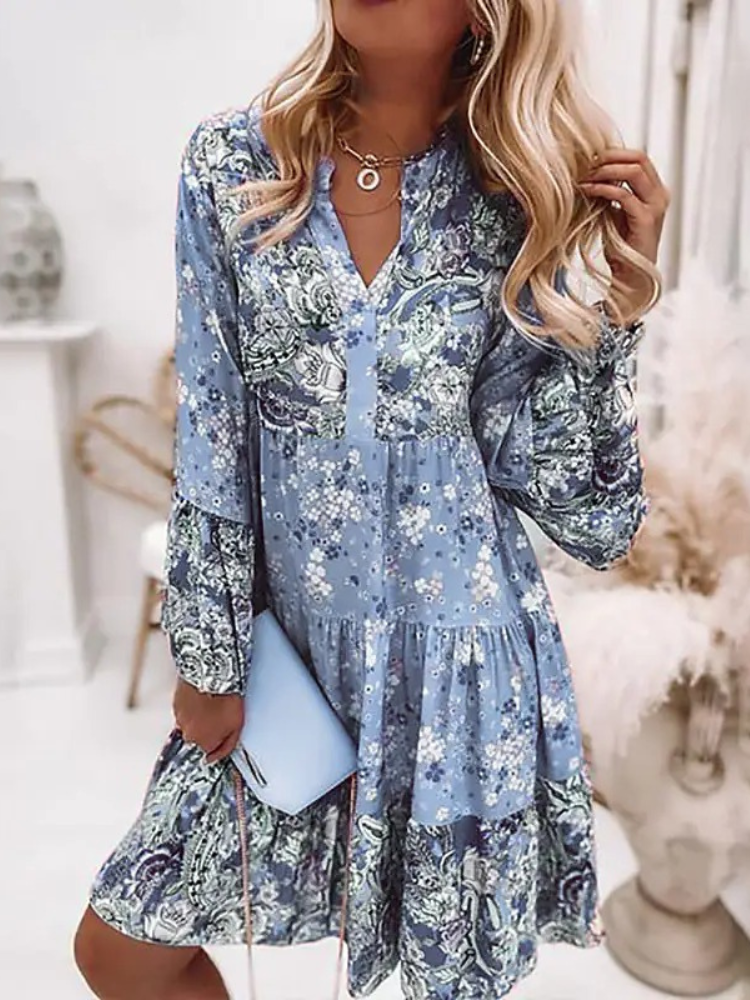 Sophisticated Dress with a Clean Classic Look