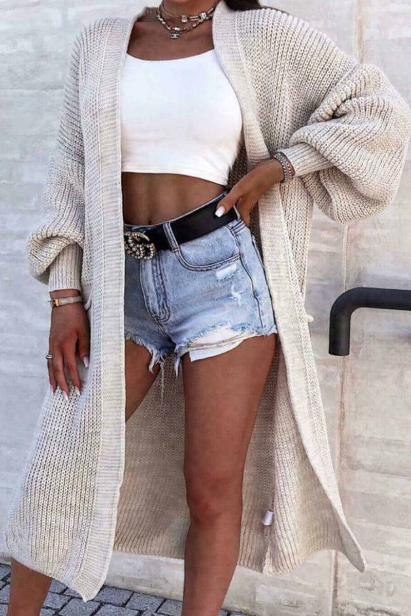 Effortlessly Elegant Cardigan with a Timeless Design