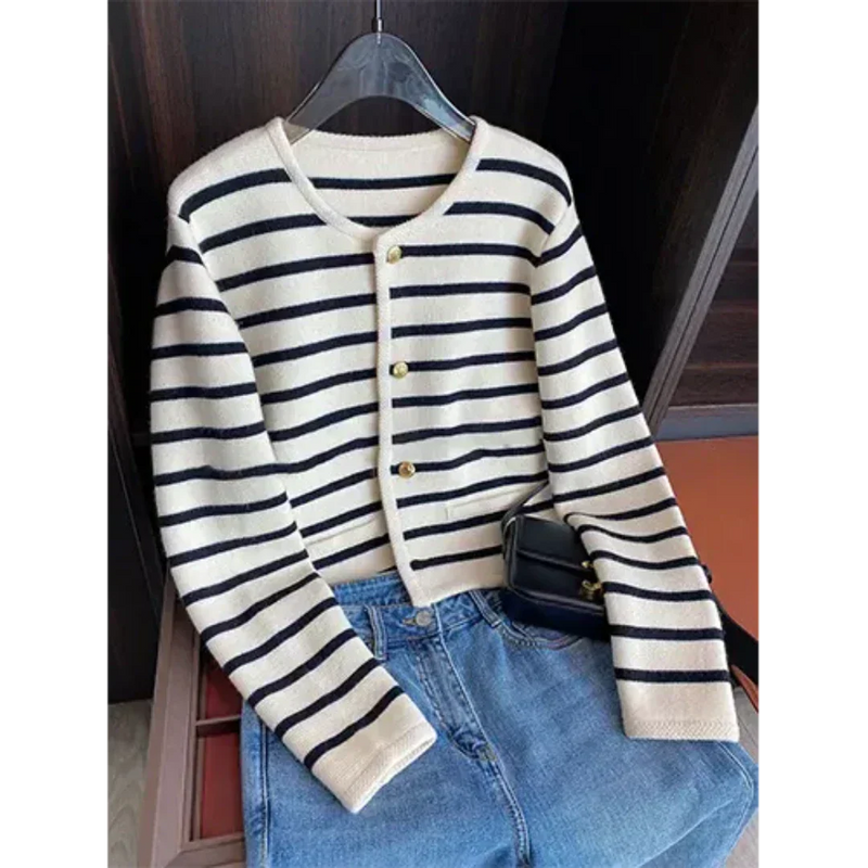 Beautifully Crafted Cardigan in a Classic Style
