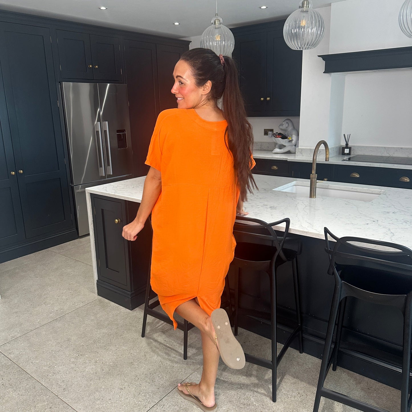 Well Tailored Dress with a Graceful Silhouette