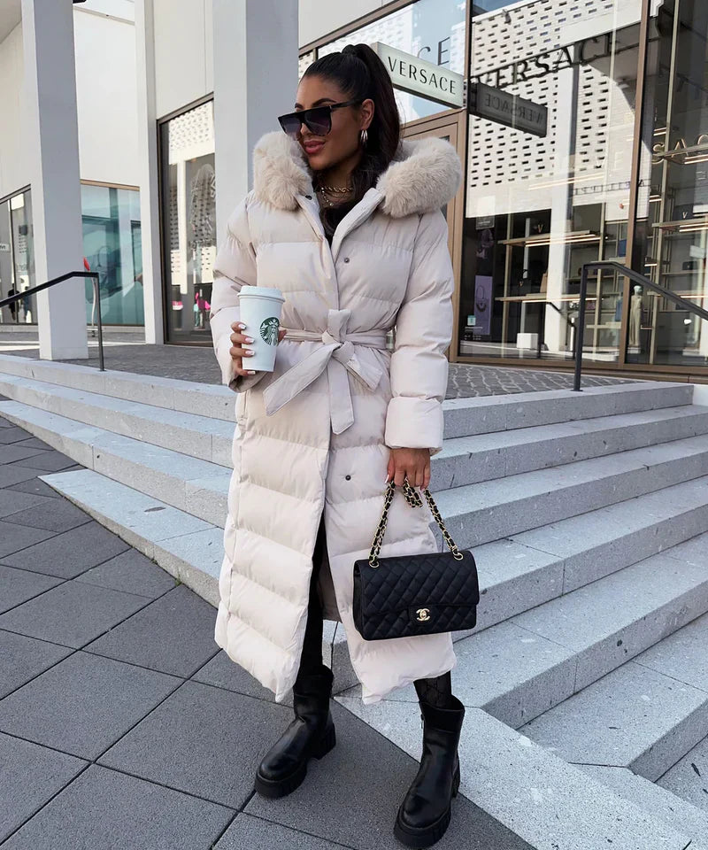 Effortlessly Elegant Coat with a Timeless Design