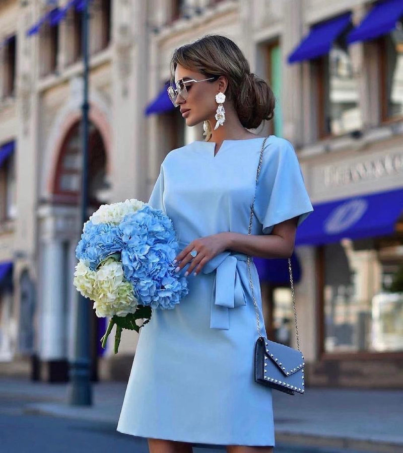 Well Tailored Dress with a Graceful Silhouette