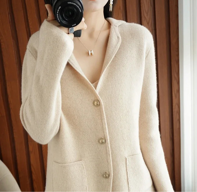 Classic Vintage & Enduringly Stylish Cardigan