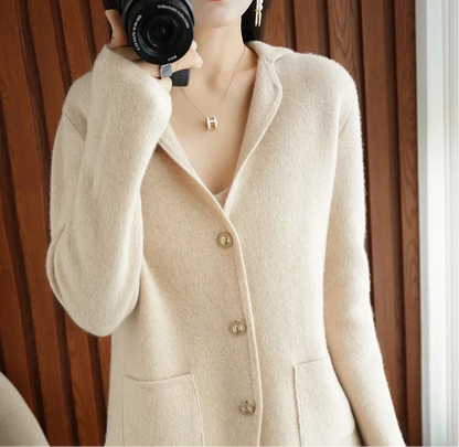 Classic Vintage & Enduringly Stylish Cardigan