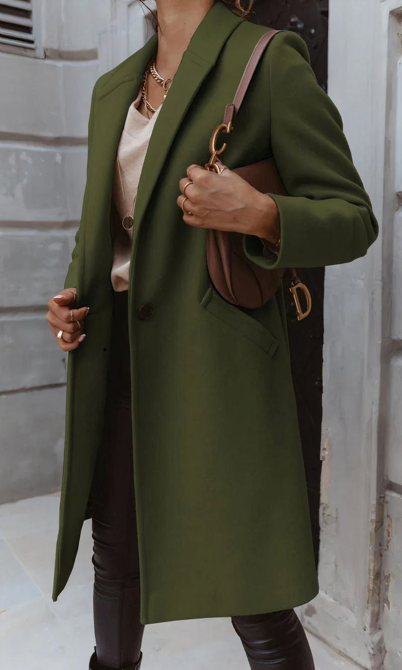 Beautifully Crafted Coat in a Classic Style