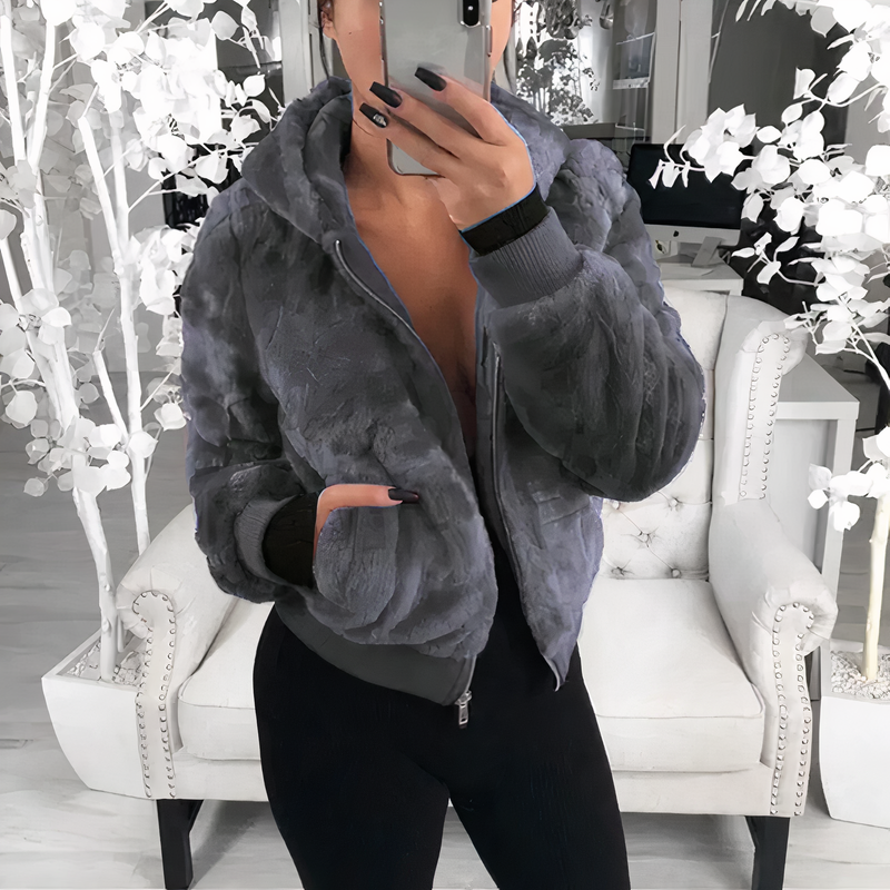 Elegantly Styled Jacket for Everyday Wear