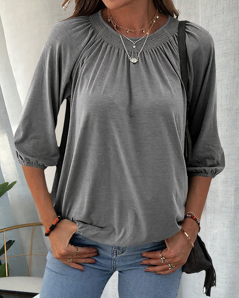Classic Vintage Blouse with a Flattering Fit