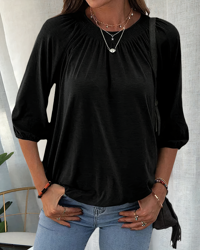 Classic Vintage Blouse with a Flattering Fit