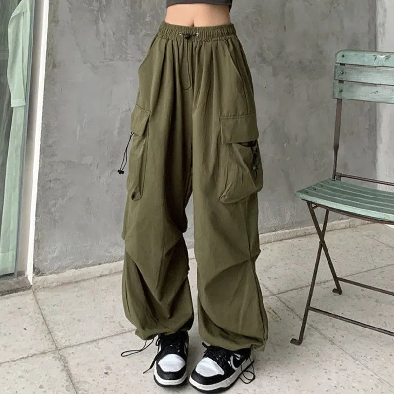Classic Vintage Trousers with a Flattering Fit
