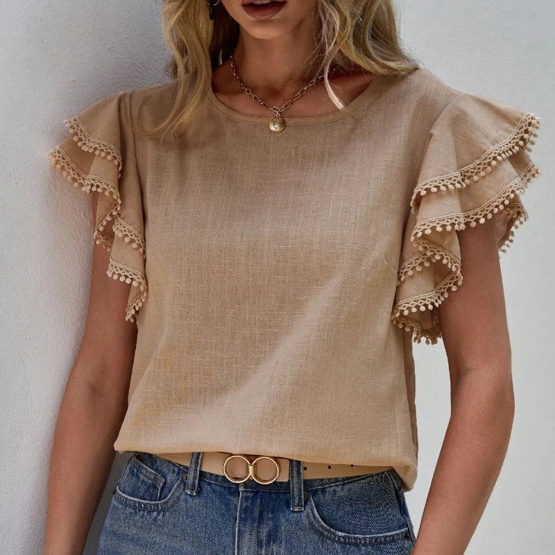 Beautifully Crafted Blouse in a Classic Style