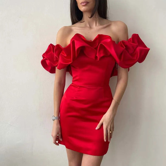 Sophisticated Dress with a Clean Classic Look