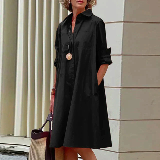 Beautifully Finished Dress in a Timeless Design