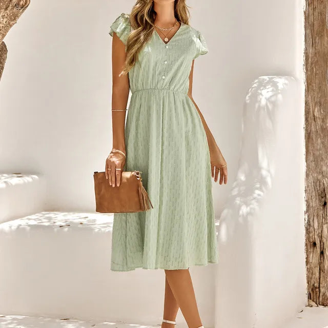 Gracefully Styled Dress for Any Occasion