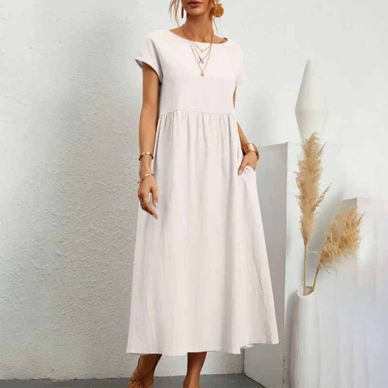 Beautifully Crafted Dress in a Classic Style
