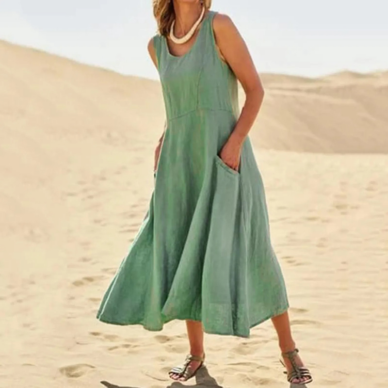 Effortlessly Elegant Dress with a Timeless Design
