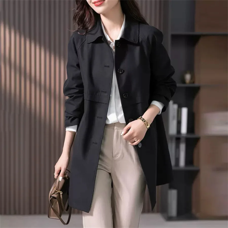 Sophisticated Coat with a Clean Classic Look