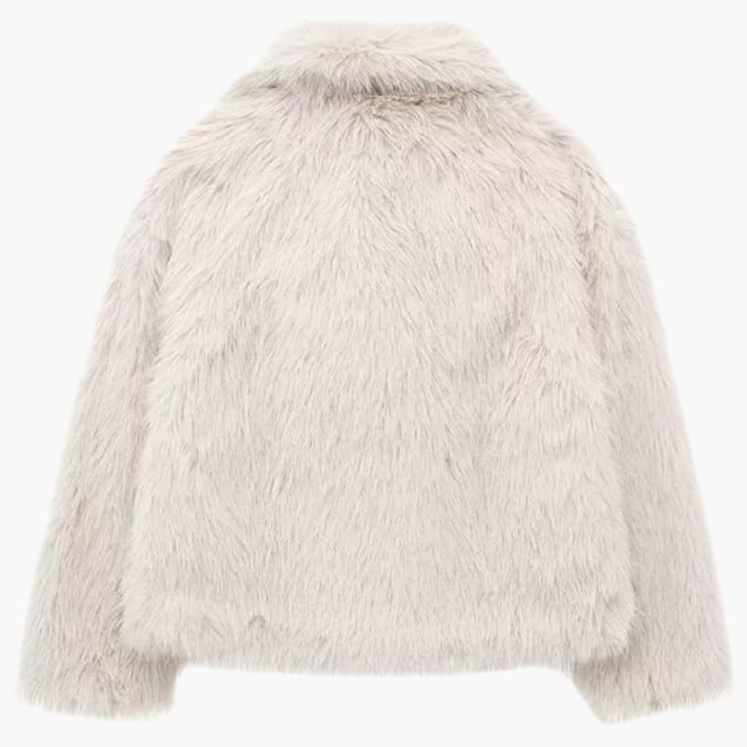 Classic Vintage & Enduringly Stylish Coat