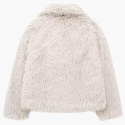 Classic Vintage & Enduringly Stylish Coat