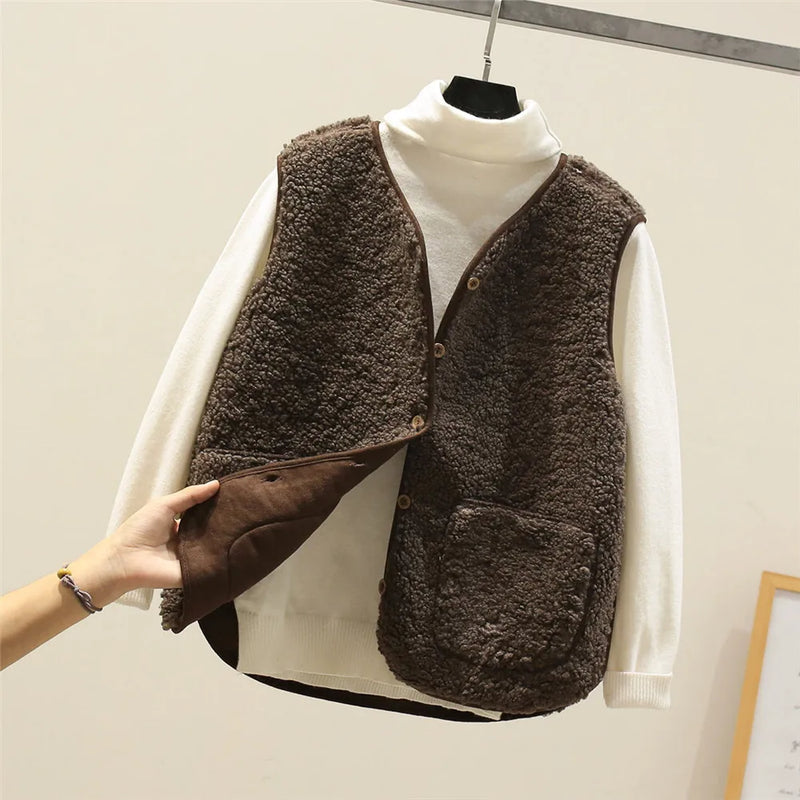Classic Vintage Cardigan with a Flattering Fit