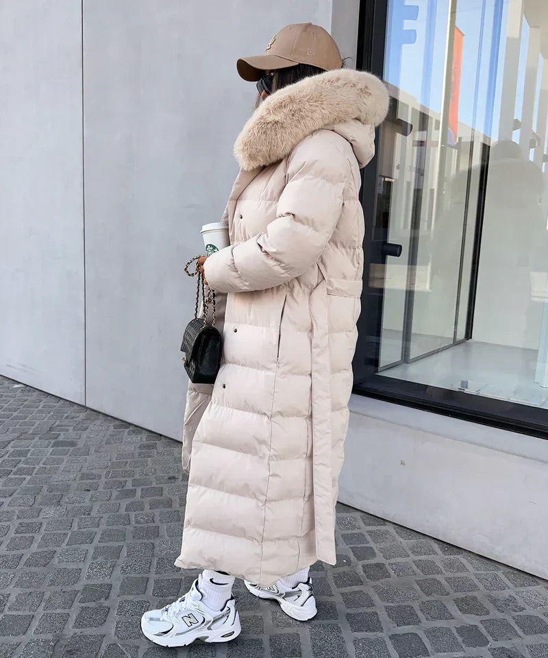 Effortlessly Elegant Coat with a Timeless Design