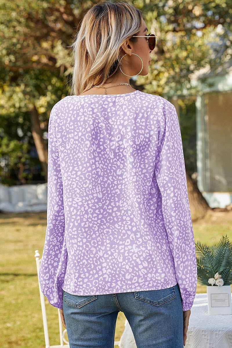 Classic Vintage Shirt with a Flattering Fit