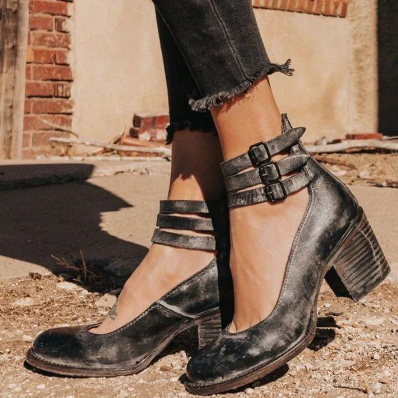Graceful Orthopedic Shoes for Modern Look