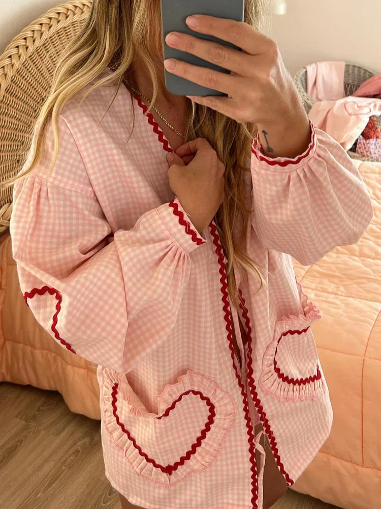 Classic Vintage Blouse with a Flattering Fit