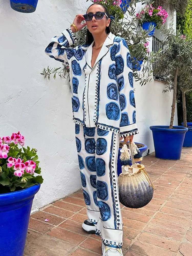 Classic Vintage & Enduringly Stylish Garment