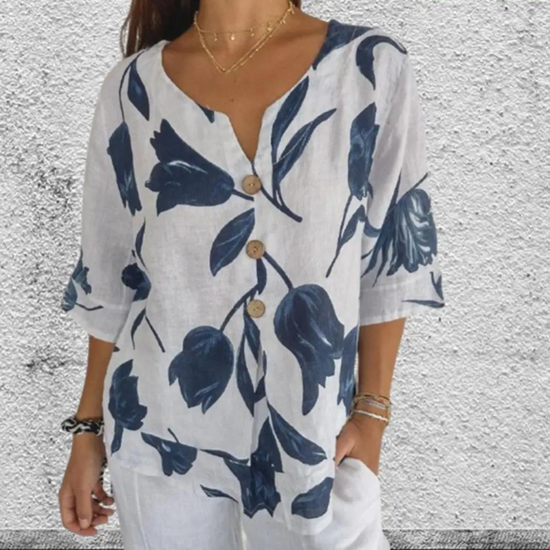 Effortlessly Elegant Blouse with a Timeless Design
