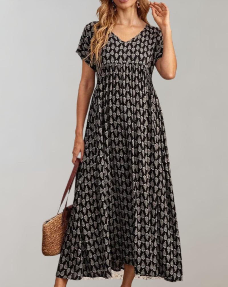 A Vintage Style Dress with Delicate Timeless Details