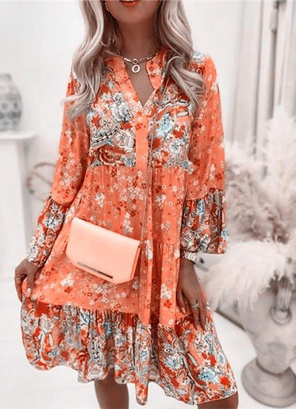 Classic Vintage Dress with a Flattering Fit