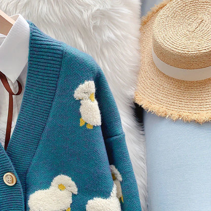Classic Vintage Cardigan with a Flattering Fit
