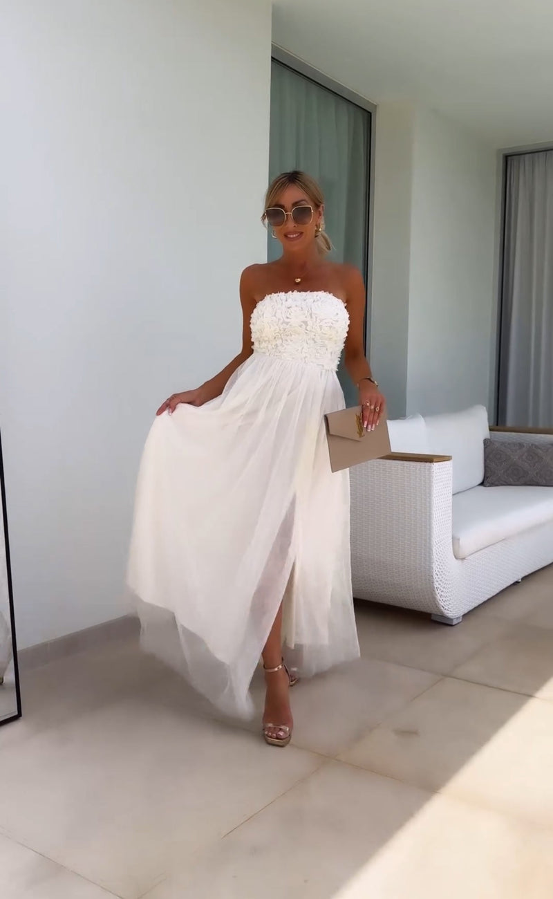 A Vintage Style Dress with Delicate Timeless Details