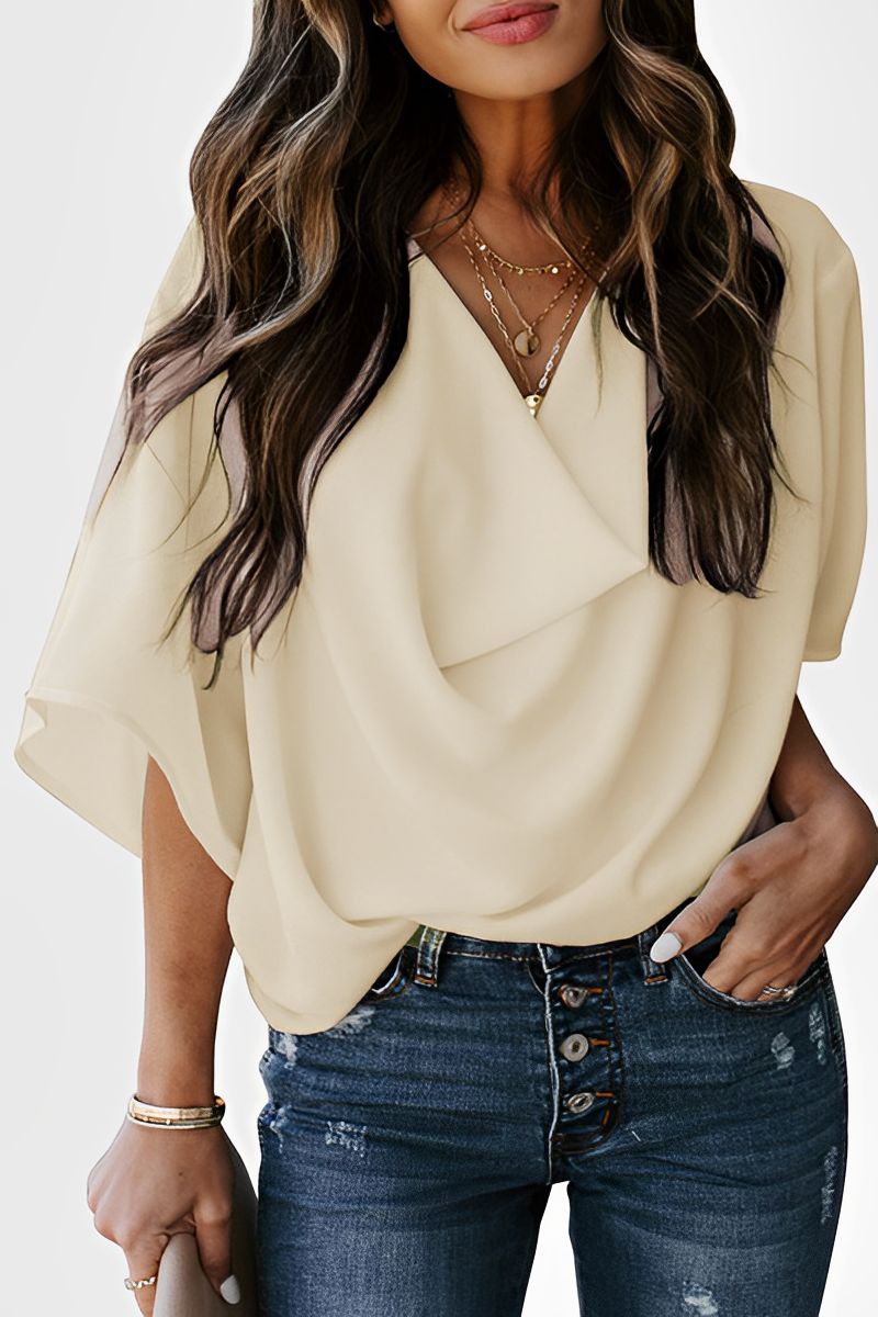 Classic Vintage Blouse with a Flattering Fit