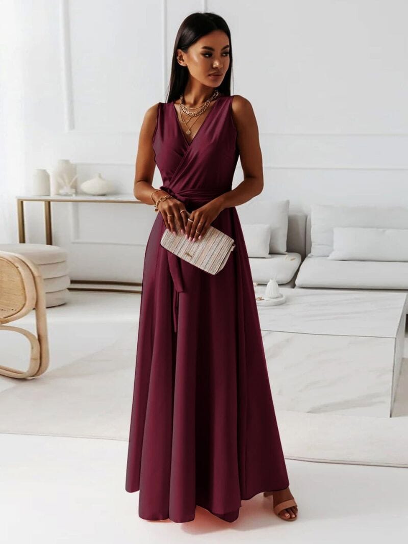 Polished Dress with an Effortless Classic Look