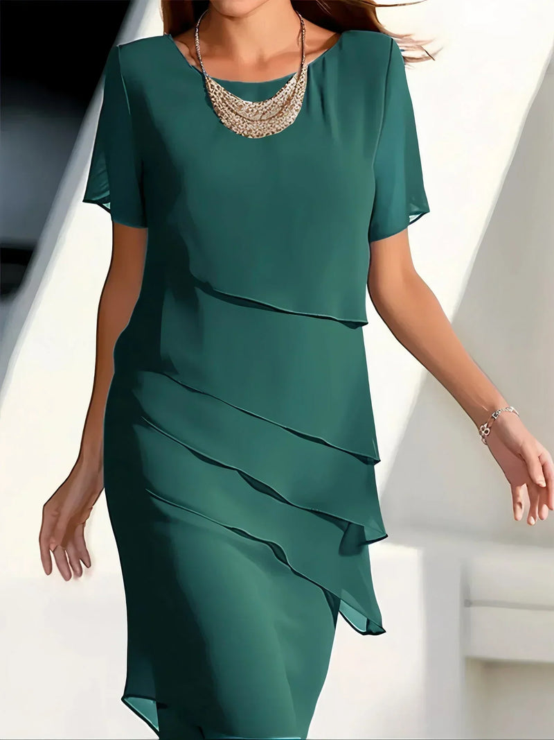Sophisticated Dress with a Clean Classic Look