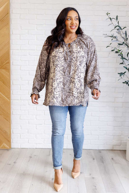 Beautifully Finished Blouse in a Timeless Design