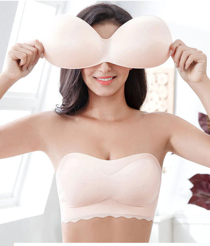 Beautifully Finished Garment in a Timeless Design