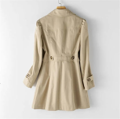 Beautifully Finished Coat in a Timeless Design