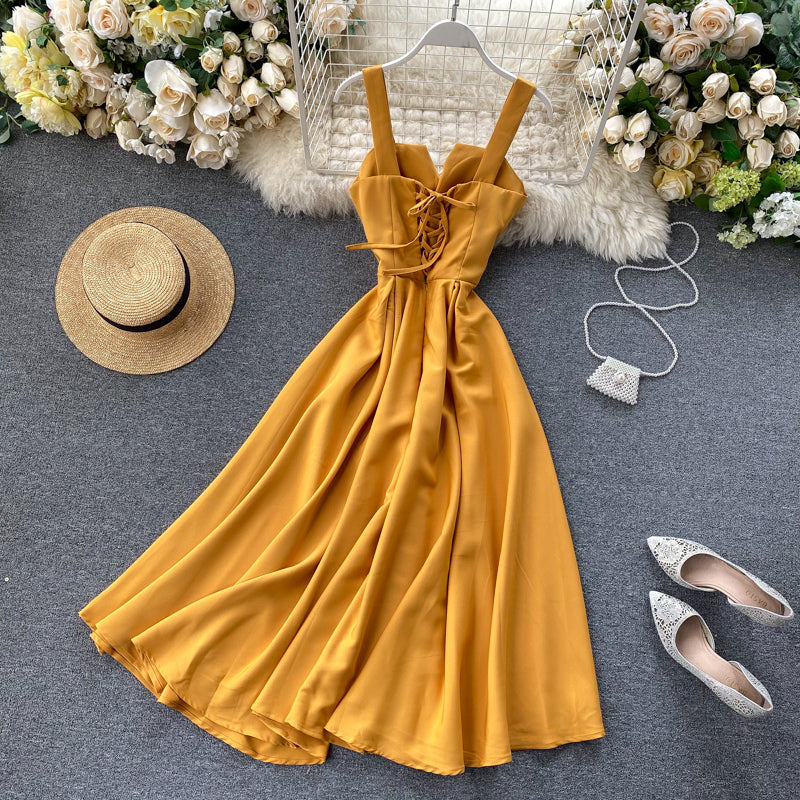 Effortlessly Elegant Dress with a Timeless Design