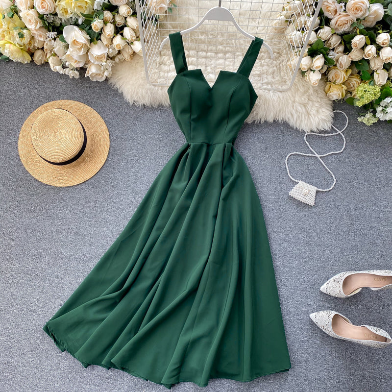 Beautifully Crafted Dress in a Classic Style