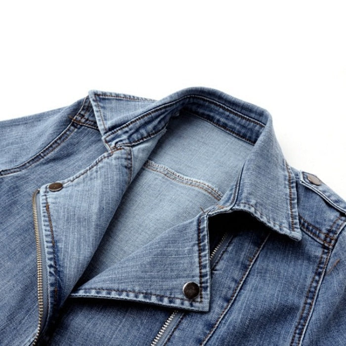 Elegantly Styled Jacket for Everyday Wear