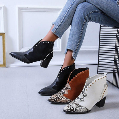Graceful Orthopedic Boots for Modern Look