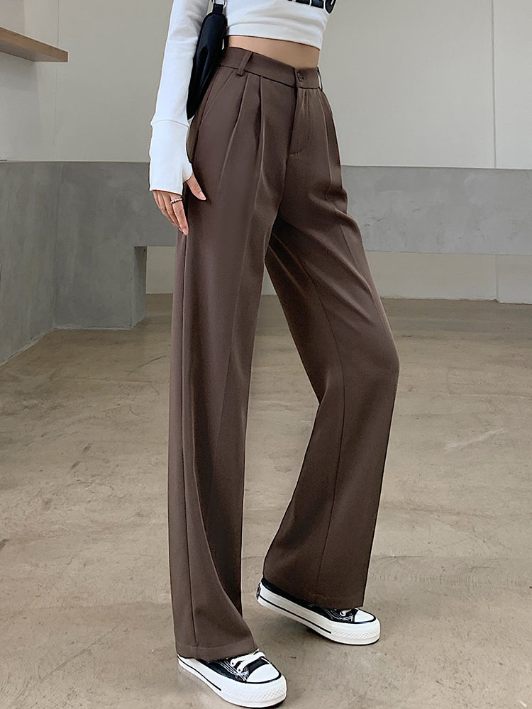Polished Trousers with an Effortless Classic Look