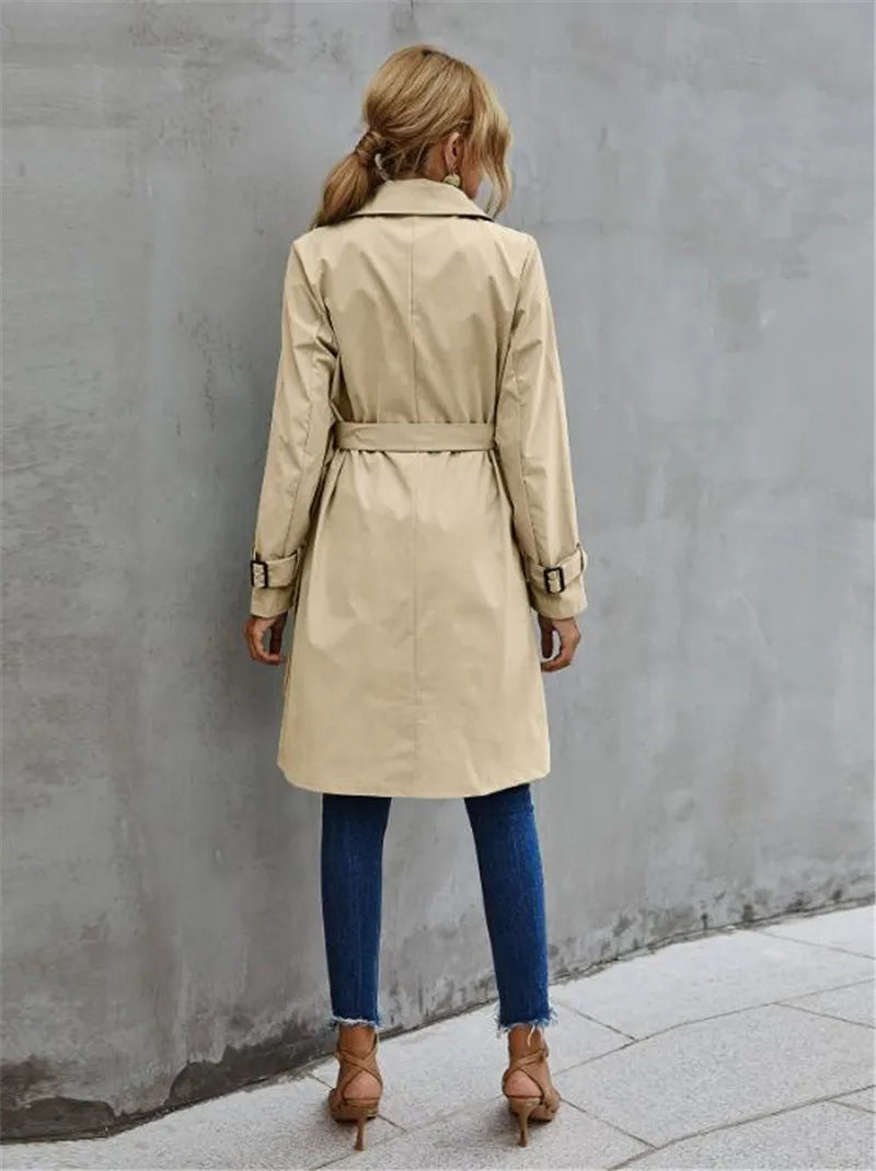 Classic Vintage & Enduringly Stylish Coat