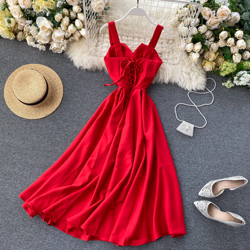 Beautifully Crafted Dress in a Classic Style