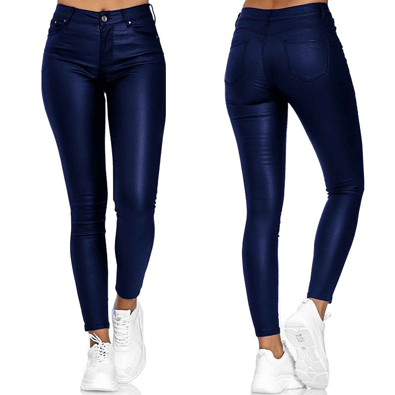Beautifully Finished Pants in a Timeless Design