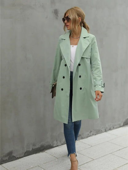 Classic Vintage & Enduringly Stylish Coat